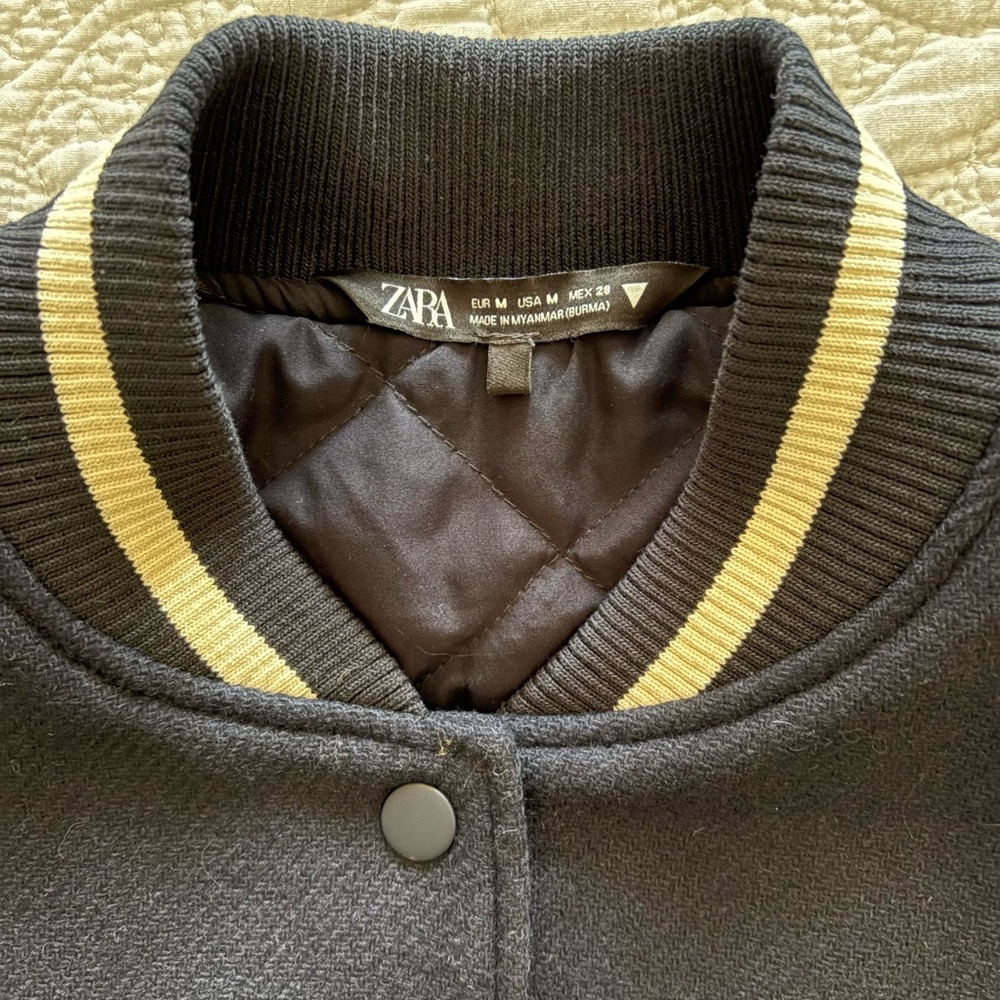 Zara Navy Blue and White Cropped Varsity Jacket - Picture 5 of 6